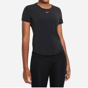 Nike Dri-FIT UV One Luxe
Women's Standard Fit Short-Sleeve Top